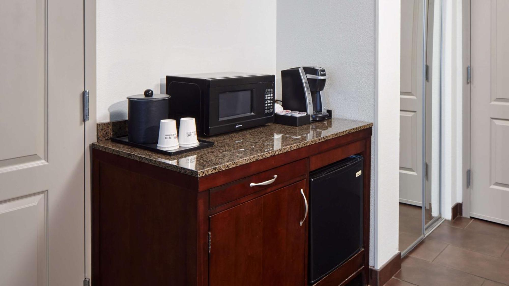 Hilton Garden Inn מריוויל מראה חיצוני תמונה